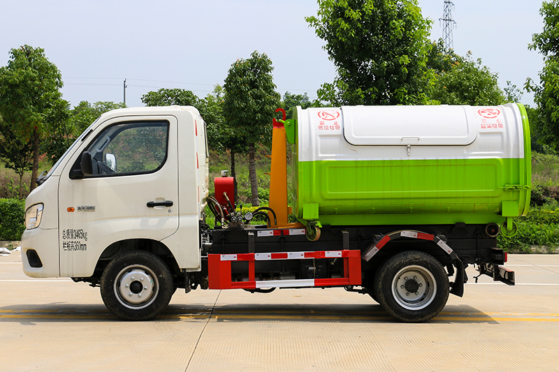 (蓝牌)福田祥菱勾臂垃圾車(chē)(3方)