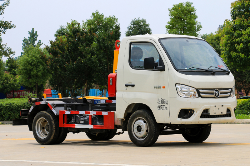 (蓝牌)福田祥菱勾臂垃圾車(chē)(3方)