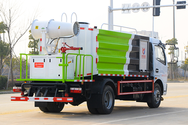 东风大多(duō)利卡抑尘(7.5方)(30~40米雾炮)